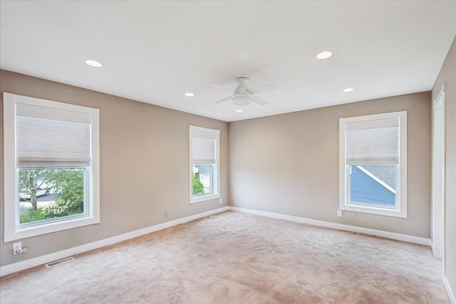 634 Indian Path Road, Grayslake, IL 60030
