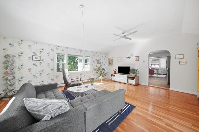 8 Revere Rd, Tewksbury, MA 01876