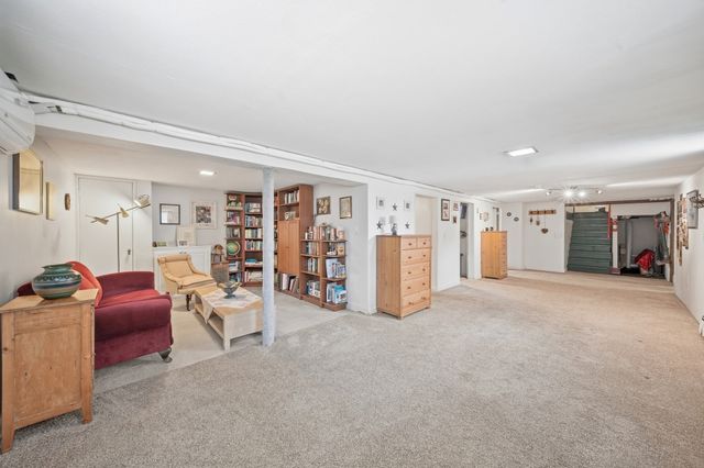 8 Revere Rd, Tewksbury, MA 01876