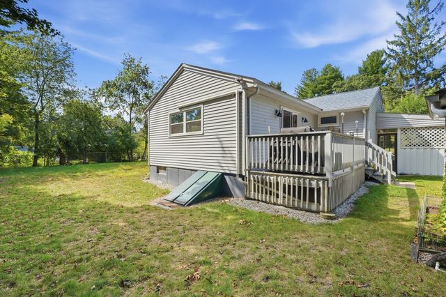 8 Revere Rd, Tewksbury, MA 01876