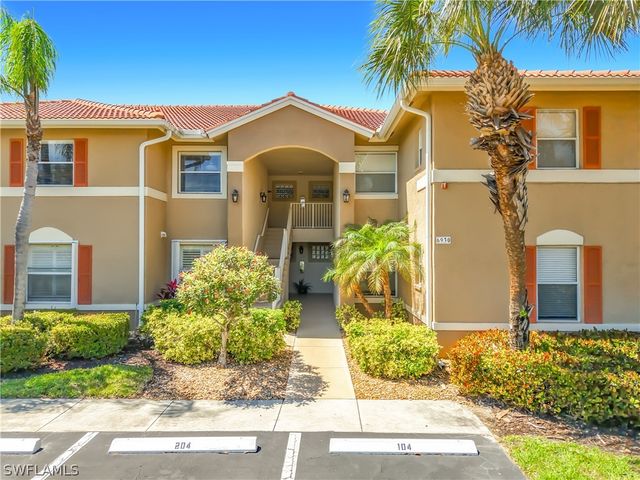 6930 Huntington Lakes CIR 104, Naples, FL 34119