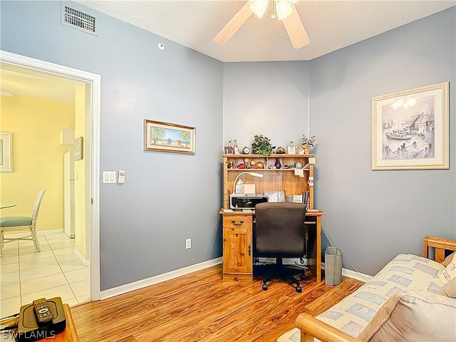 6930 Huntington Lakes CIR 104, Naples, FL 34119