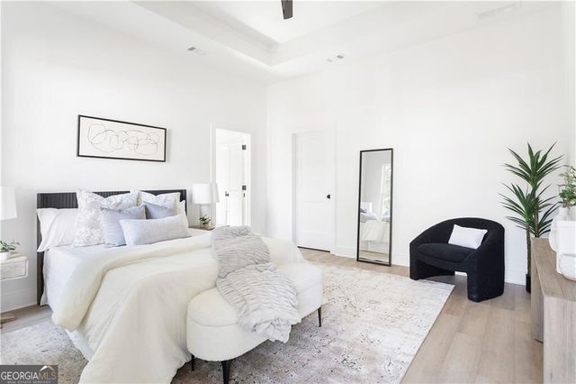 1041 White Oak Avenue SW, Atlanta, GA 30310