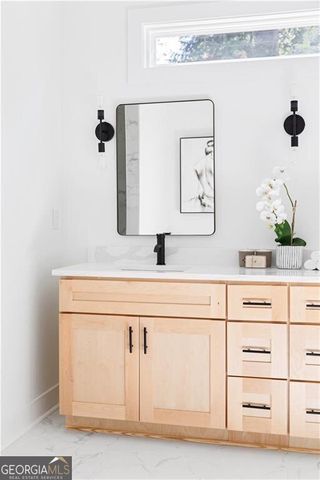 1041 White Oak Avenue SW, Atlanta, GA 30310