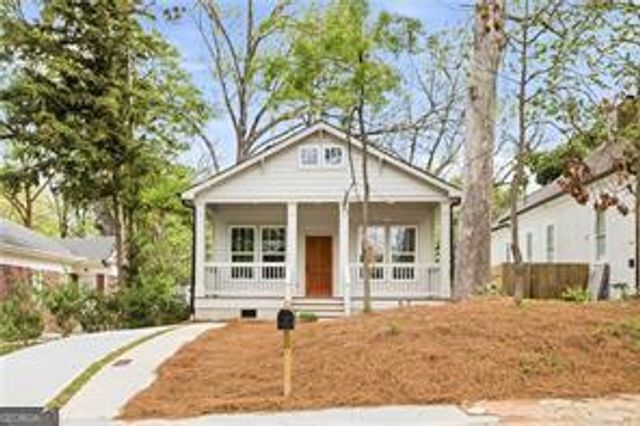 1041 White Oak Avenue SW, Atlanta, GA 30310