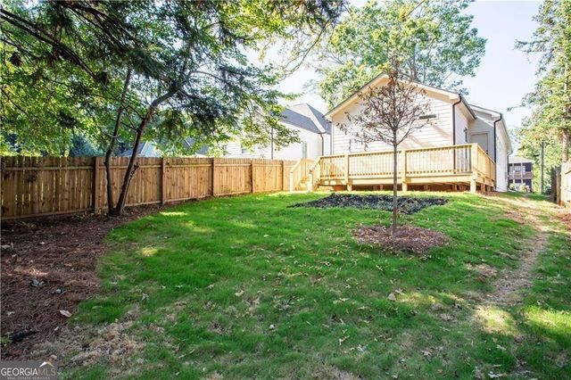 1041 White Oak Avenue SW, Atlanta, GA 30310