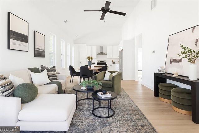 1041 White Oak Avenue SW, Atlanta, GA 30310