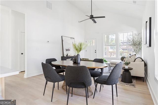 1041 White Oak Avenue SW, Atlanta, GA 30310