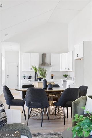 1041 White Oak Avenue SW, Atlanta, GA 30310