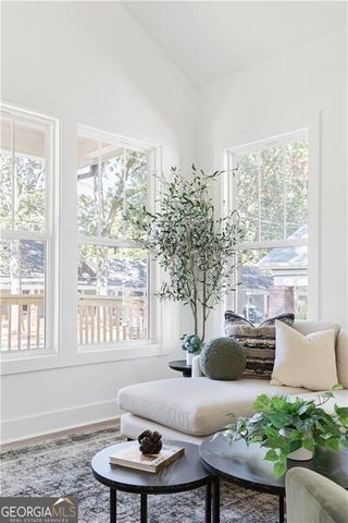 1041 White Oak Avenue SW, Atlanta, GA 30310