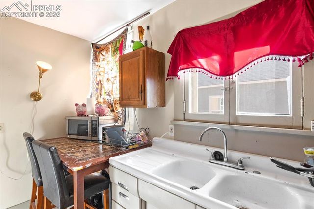 2620 Main Street, Colorado Springs, CO 80907