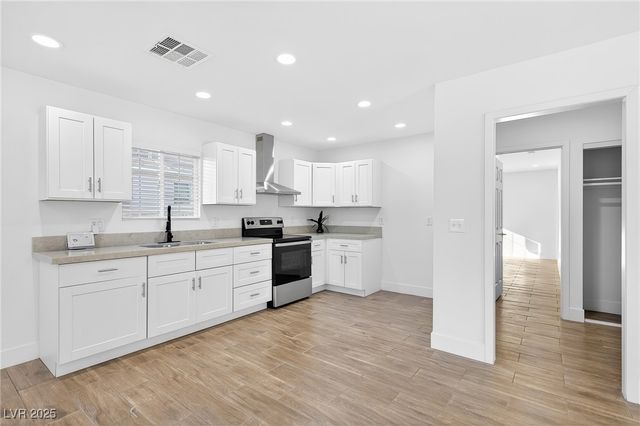 617 North 11th Street, Las Vegas, NV 89101