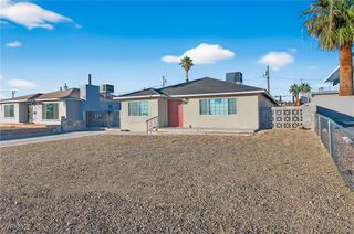 617 North 11th Street, Las Vegas, NV 89101
