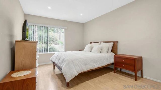 1517 E Garfield 55, Glendale, CA 91205
