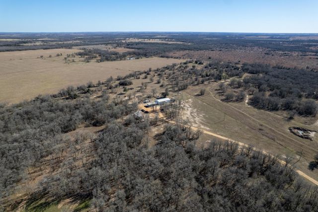 1105 County Road 422, Bartlett, TX 76511