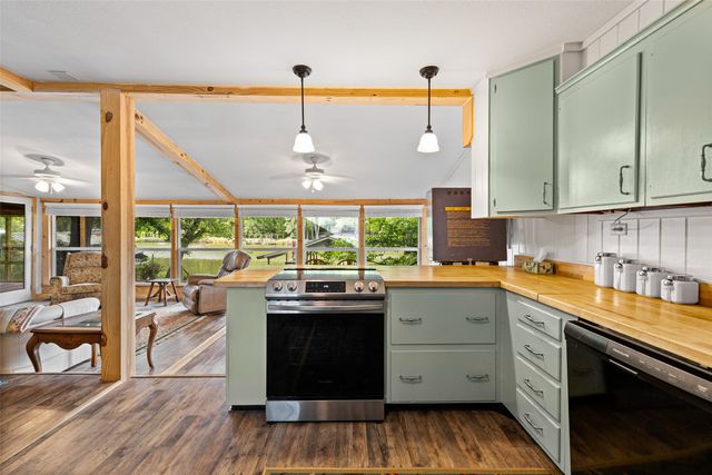 646 County Road 3235, Quitman, TX 75783