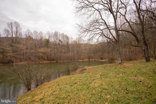 151 HARMONY LN, Stanley, VA 22851