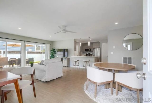 745 D Ave, Coronado, CA 92118