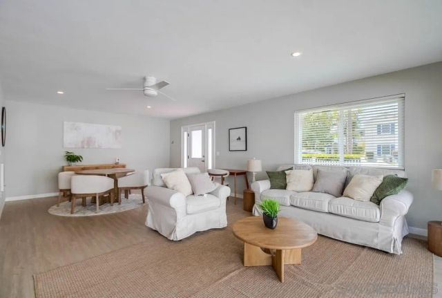 745 D Ave, Coronado, CA 92118