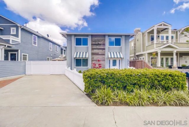 745 D Ave, Coronado, CA 92118