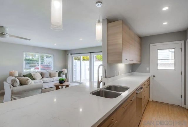 745 D Ave, Coronado, CA 92118