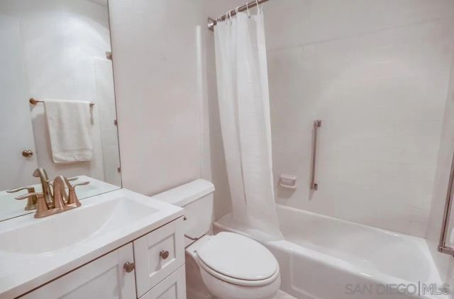 745 D Ave, Coronado, CA 92118