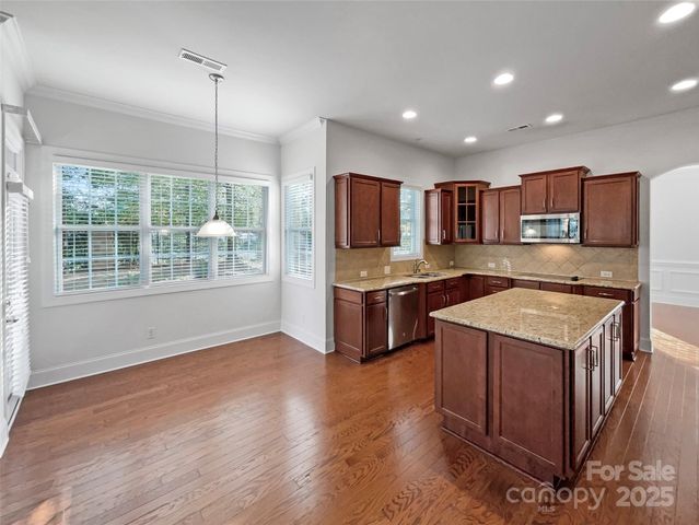 6615 Springs Mill Road, Charlotte, NC 28277