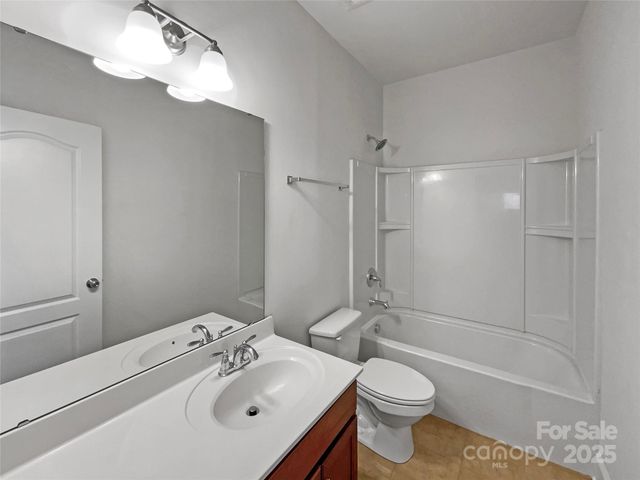 6615 Springs Mill Road, Charlotte, NC 28277