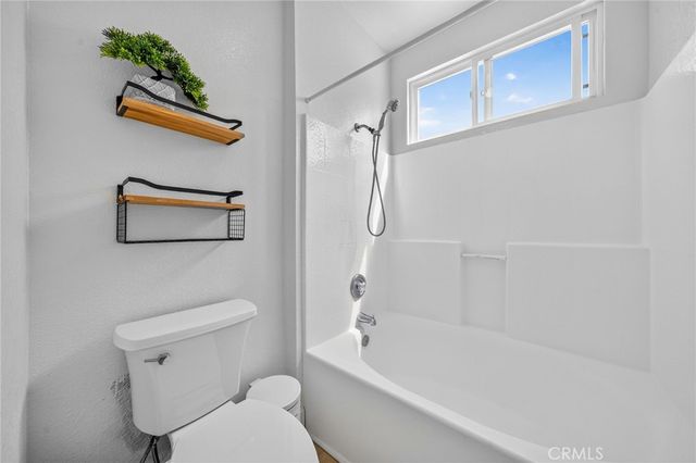 33298 Avenida Bicicleta, Temecula, CA 92592