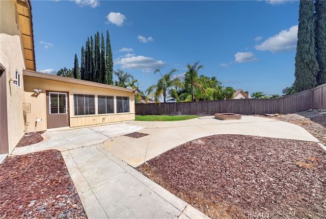 33298 Avenida Bicicleta, Temecula, CA 92592