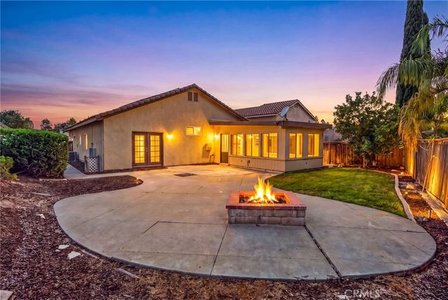 33298 Avenida Bicicleta, Temecula, CA 92592