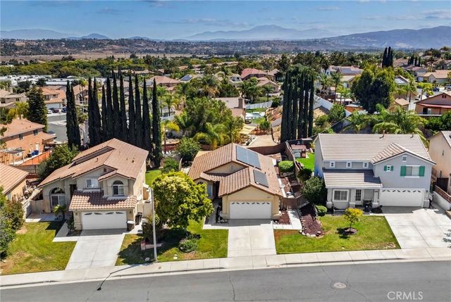 33298 Avenida Bicicleta, Temecula, CA 92592