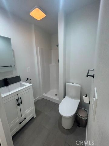10132 B Lurline Avenue, Chatsworth, CA 91311