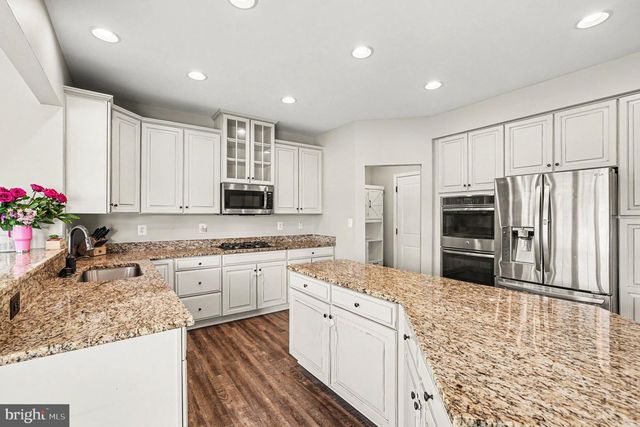 2527 CORNELL DR, Fredericksburg, VA 22408