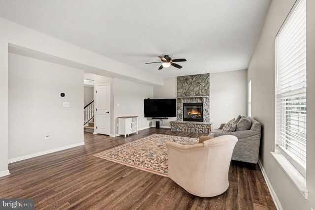 2527 CORNELL DR, Fredericksburg, VA 22408