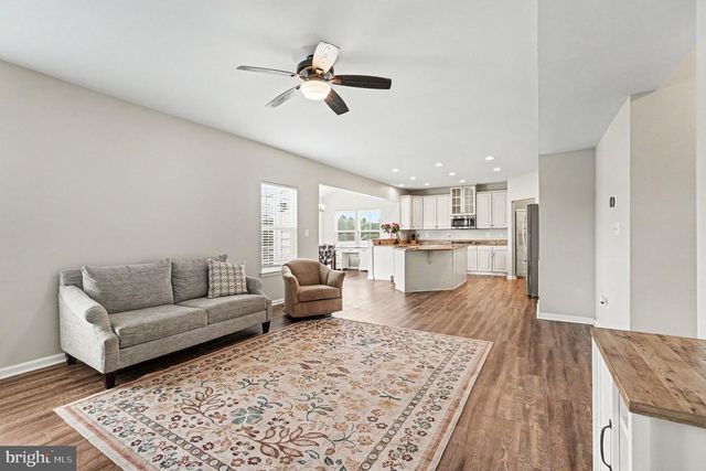2527 CORNELL DR, Fredericksburg, VA 22408