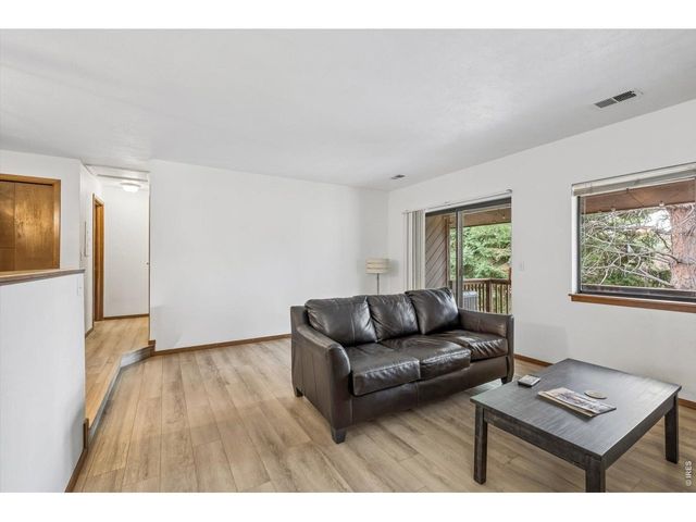 535 Manhattan Dr 203, Boulder, CO 80303