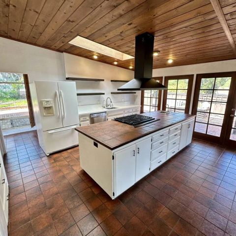 3533 Lomacitas Lane, Bonita, CA 91902