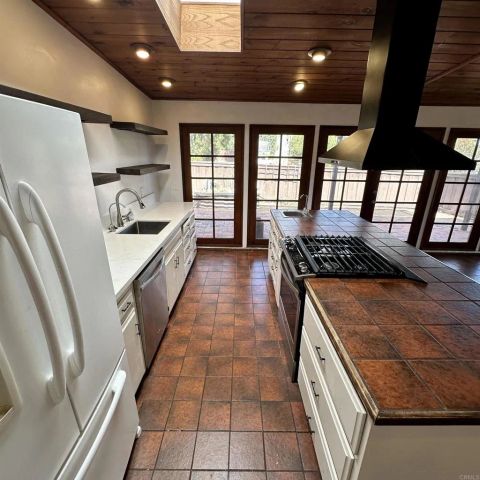 3533 Lomacitas Lane, Bonita, CA 91902