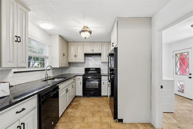 8000 N Military Avenue, Oklahoma City, OK 73114