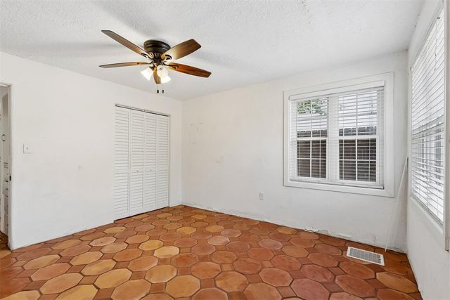 8000 N Military Avenue, Oklahoma City, OK 73114