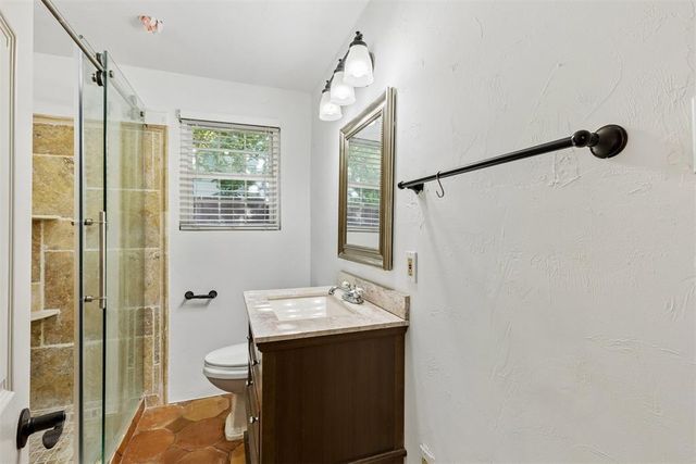 8000 N Military Avenue, Oklahoma City, OK 73114