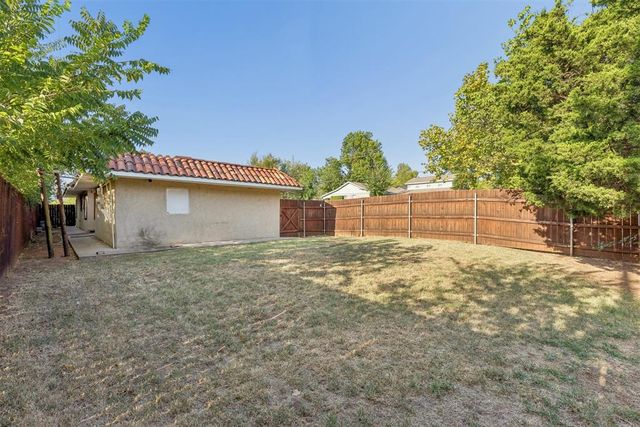 8000 N Military Avenue, Oklahoma City, OK 73114