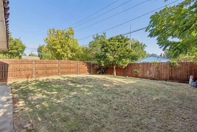8000 N Military Avenue, Oklahoma City, OK 73114