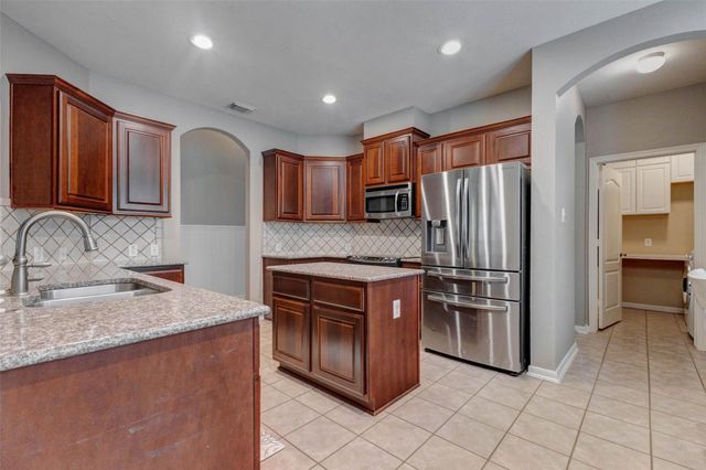 9711 Eagle Peak Court, Katy, TX 77494