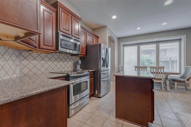 9711 Eagle Peak Court, Katy, TX 77494