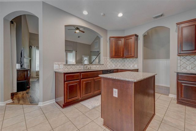 9711 Eagle Peak Court, Katy, TX 77494
