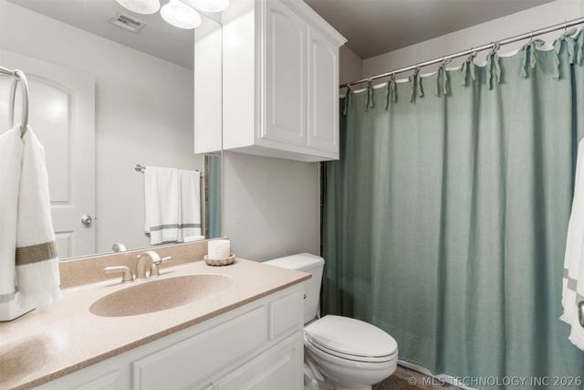 2401 S 14th Street, Broken Arrow, OK 74012