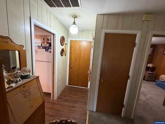 31960 Griffith Dr, Tangent, OR 97389