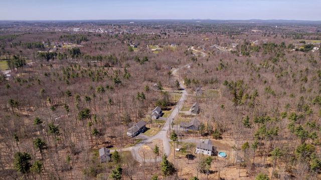 32 Haflinger Lane, Berwick, ME 03901